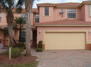 7365 Bristol Cir, Naples, FL 34120