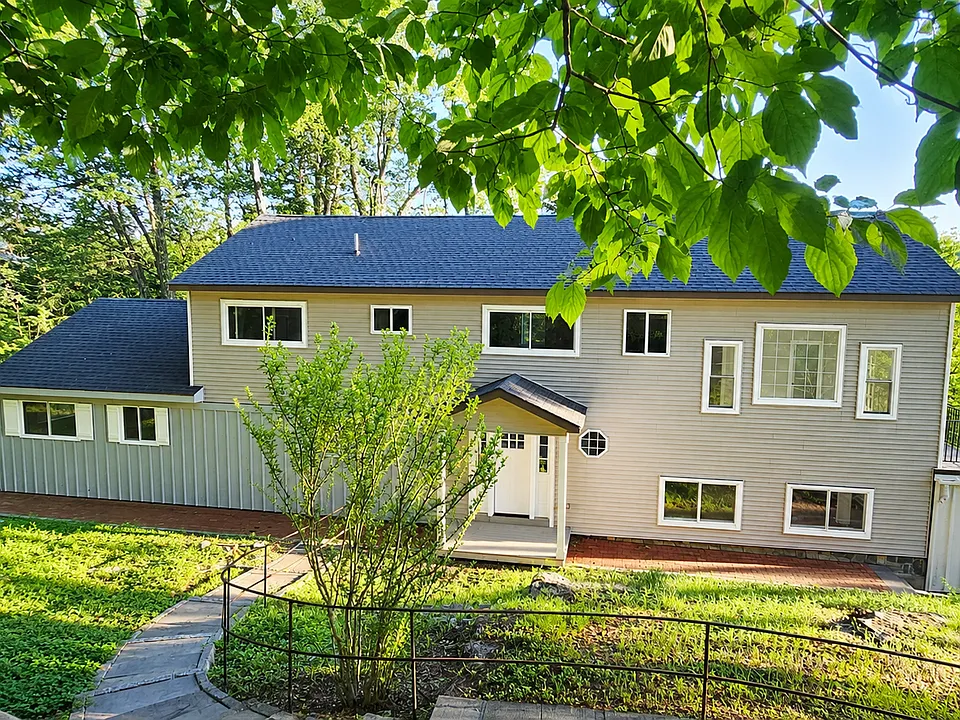 450 Danbury Rd