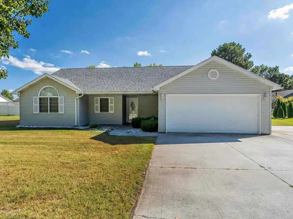 1203 California St, Carterville, IL 62918