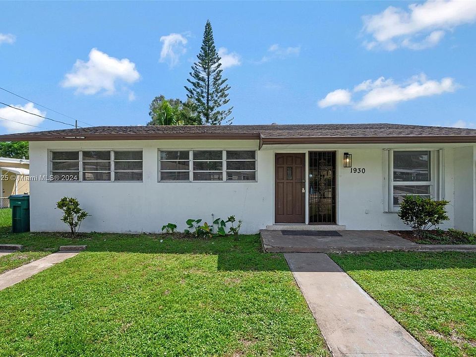 1st image of 1930 NW 152nd St