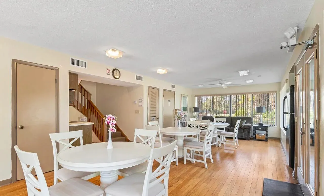 3 bed, 1338 sqft, $1,750 — Photo 3