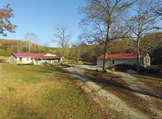 1675 Harness Rd, Festus, MO 63028