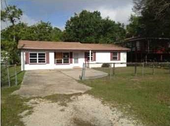 2nd image of 1113 Mills Ave