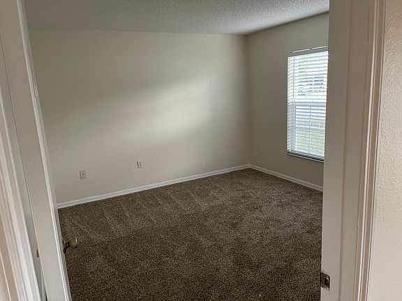 3rd image of 260 Dahoon Holly Dr