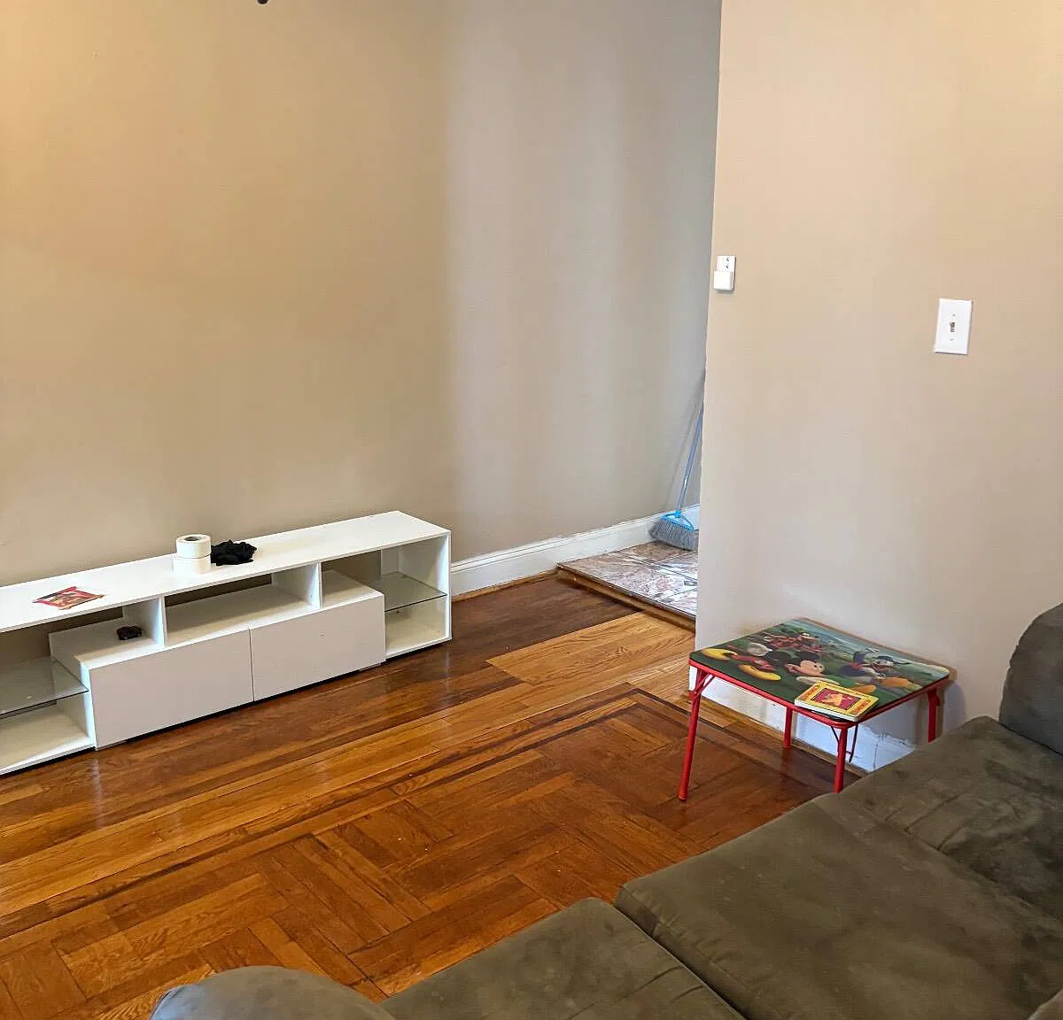 Studio, $3,600 — Photo 3