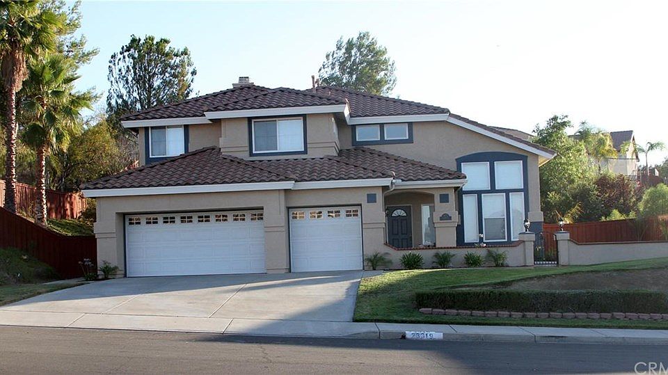1st image of 23319 Holly Dr