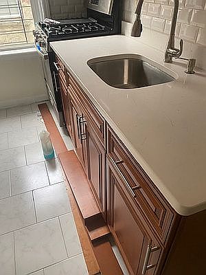 2nd image of 1570 E 96th St #1R