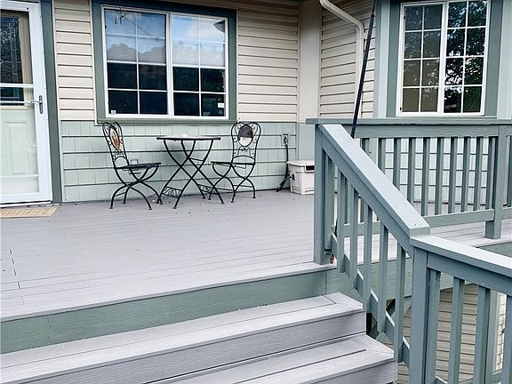 5th image of 18076 Vista Point Ct