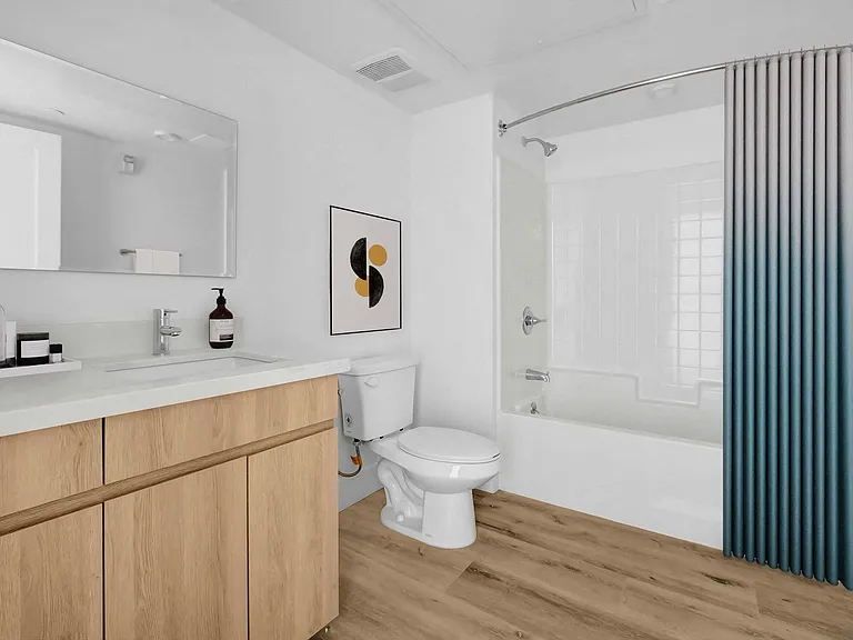 The Bay Apartment Homes — Photo 40