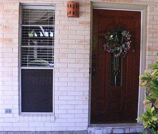 4th image of 1300 Yucca Ave
