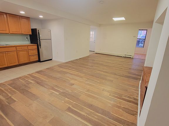 4th image of 360 Pacific Ave APT 1