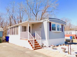 43 Rivermead Blvd, East Hartford, CT 06118