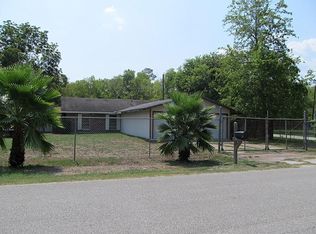 11025 Christian Dr, Houston, TX 77044