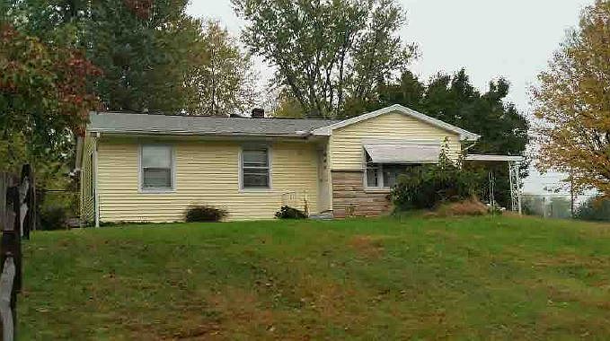 2nd image of 2816 Eastern Ave