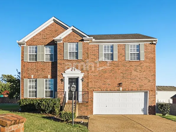 5003 Peach Orchard Dr, Old Hickory, TN 37138