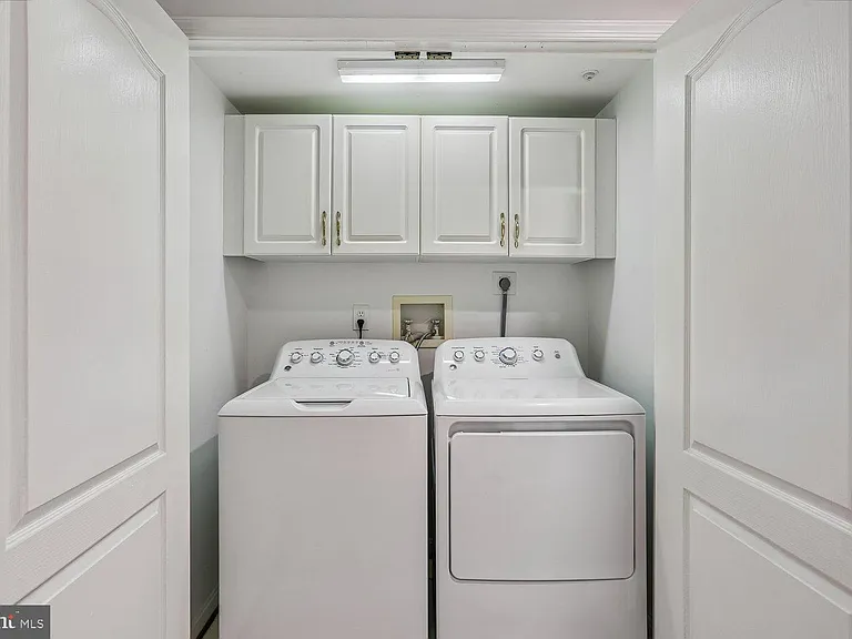 417 Winding Rose Dr — Photo 41