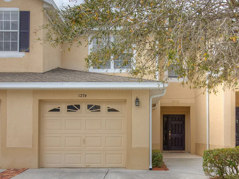 1274 Falling Star Ln — Photo 1
