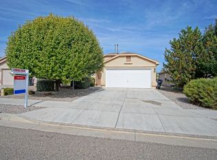 741 Valley Meadows Dr NE, Rio Rancho, NM 87144