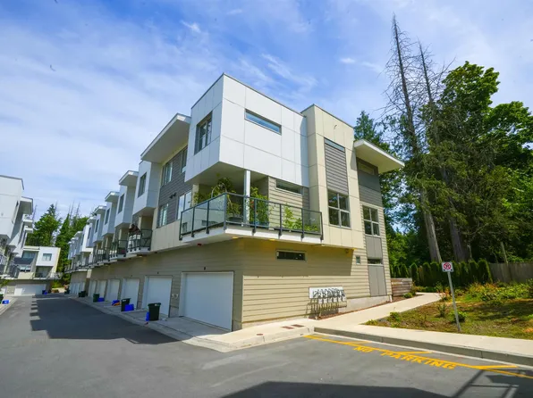 12585 104a Ave #38, Surrey, BC V3V 6C1