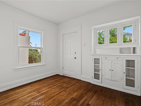 5th image of 1061 N Minerva Park