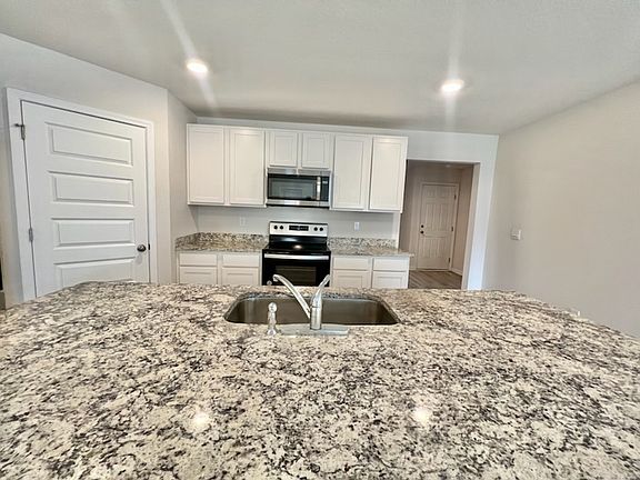 4th image of 5435 Jenee Ct