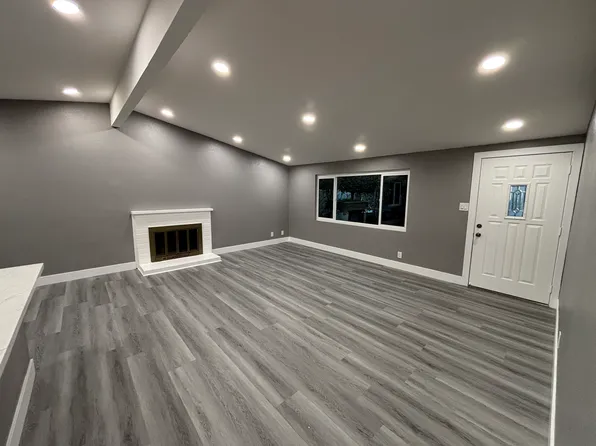 702 S Gates St, Santa Ana, CA 92704