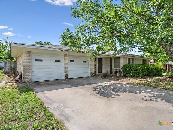 2nd image of 3105 Las Moras Dr