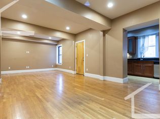 1594 Beacon St #3RF, Brookline, MA 02446