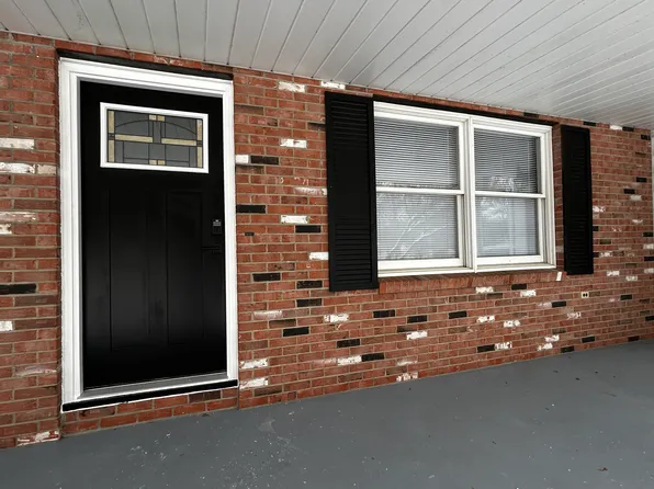 6178 Warren Sharon Rd Unit A, Brookfield, OH 44403