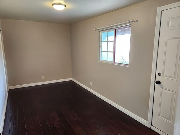 5th image of 1507 W 99th St