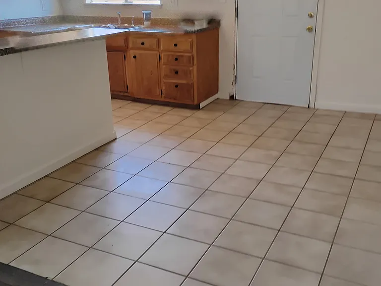 37951 Grandview Ave — Photo 3