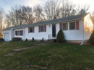 3 Manor Way, Cumberland, RI 02864
