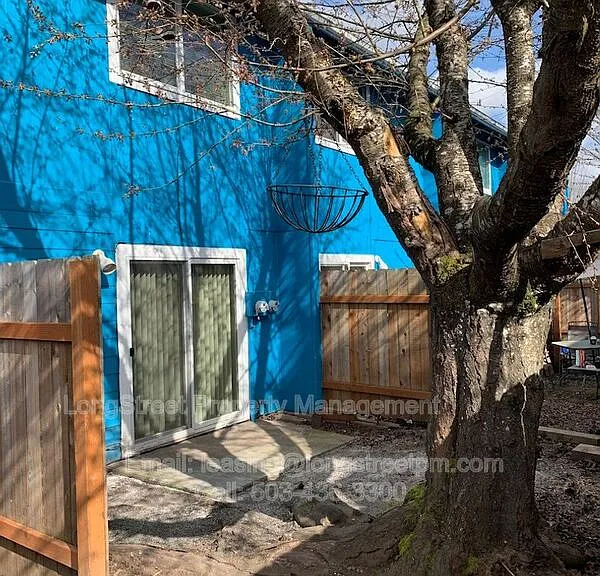 3161 N Shore Dr SE #4 — Photo 16