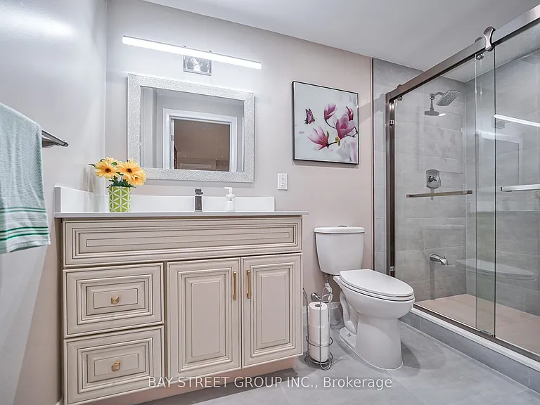 169 Killian Rd #A — Photo 11