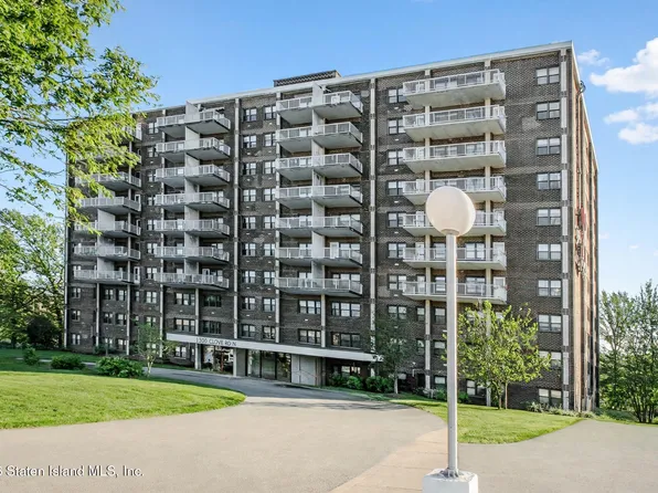 1100 Clove Rd APT 3C, Staten Island, NY 10301