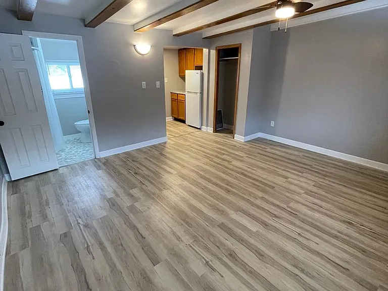 610 Commonwealth Ave — Photo 2