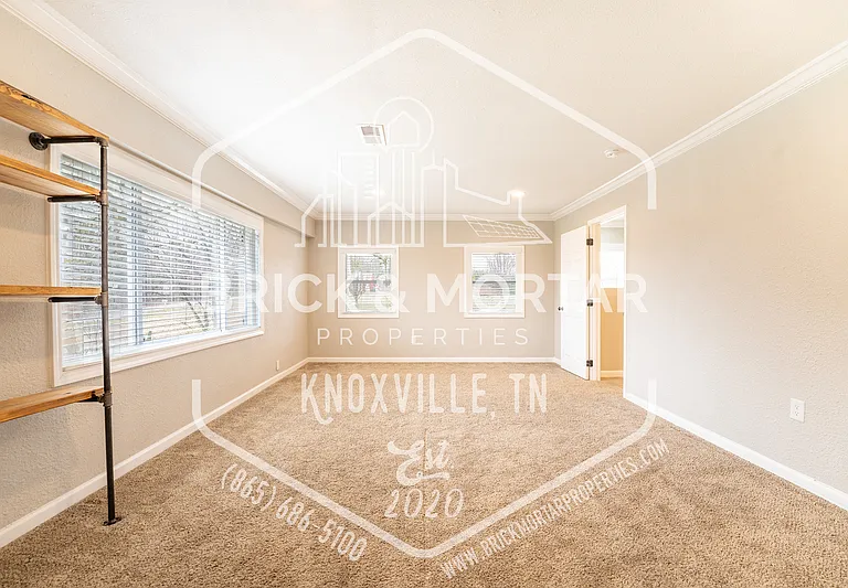 837 Teffeteller Ln — Photo 13