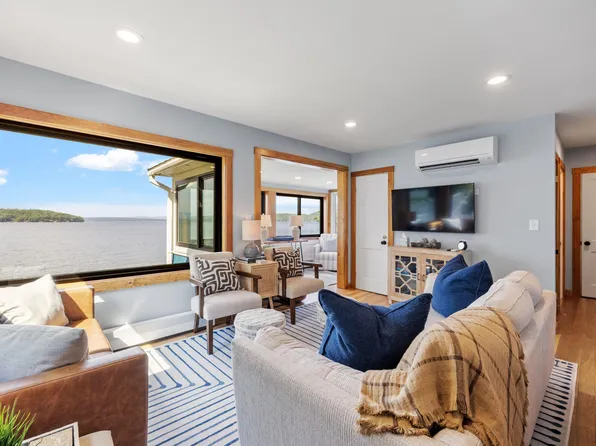 1800 Mount Major Highway, Alton, NH 03810