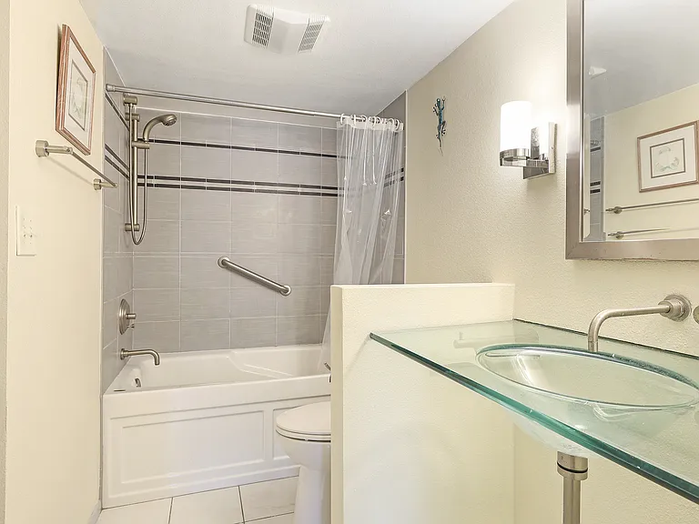 6116 43rd St W #201DAPT-201D — Photo 16