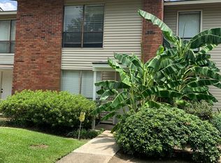 5537 Riverstone Dr, Baton Rouge, LA 70820