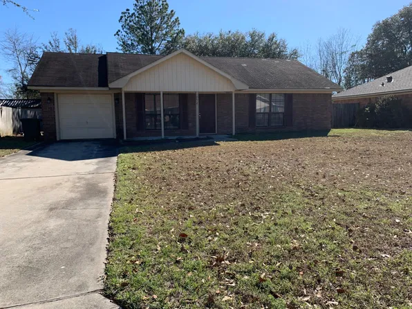 1752 Ashton Dr, Hinesville, GA 31313