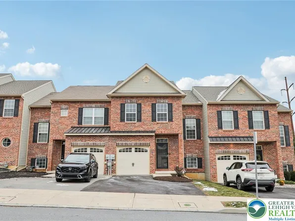 270 Milkweed Dr, Allentown, PA 18104