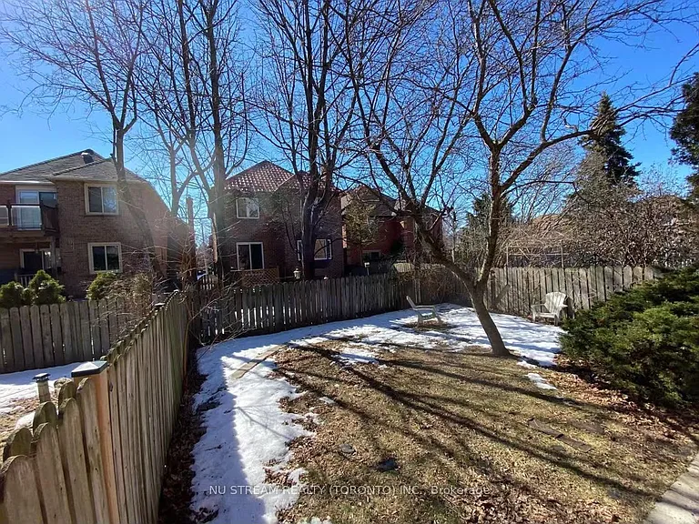 4144 Lastrada Hts — Photo 10