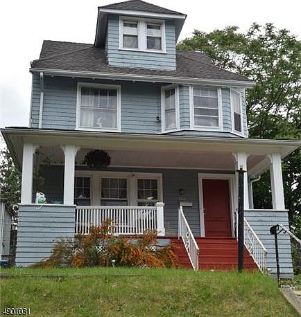 1st image of 165 Dodd St