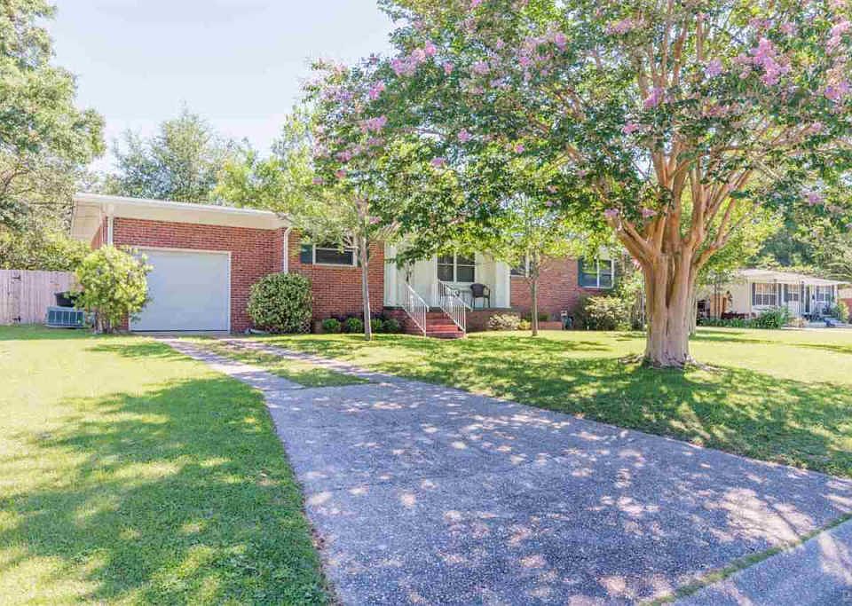 1st image of 738 Whitney Dr