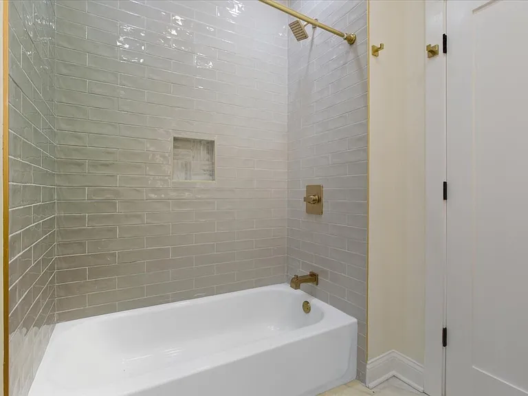 4636-38 N Hamilton Ave #36-2 — Photo 3