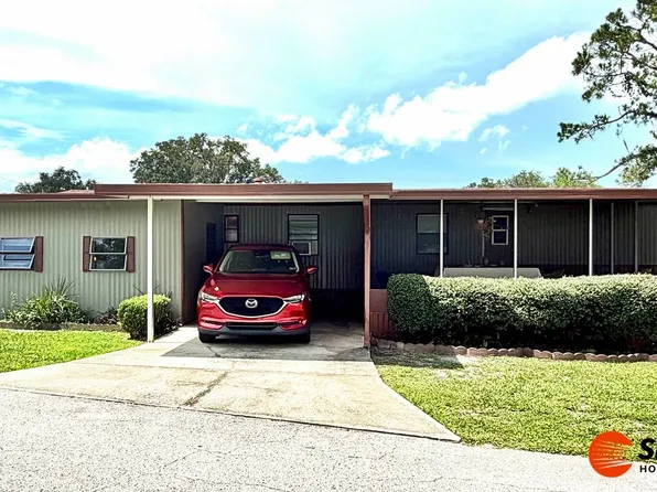 921 Debbie St, Wildwood, FL 34785