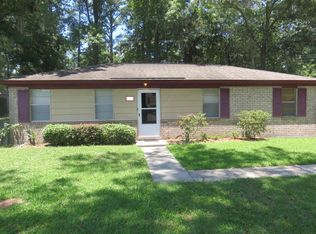 6966 Damascus Rd, Savannah, GA 31406