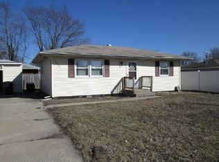 2983 Blake Rd, Portage, IN 46368