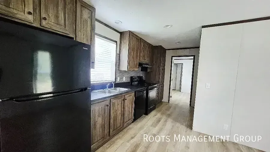 3 Bed 2 Bath Home Available for Lease at Wooded Acres Estates - Apply Now! — Photo 4